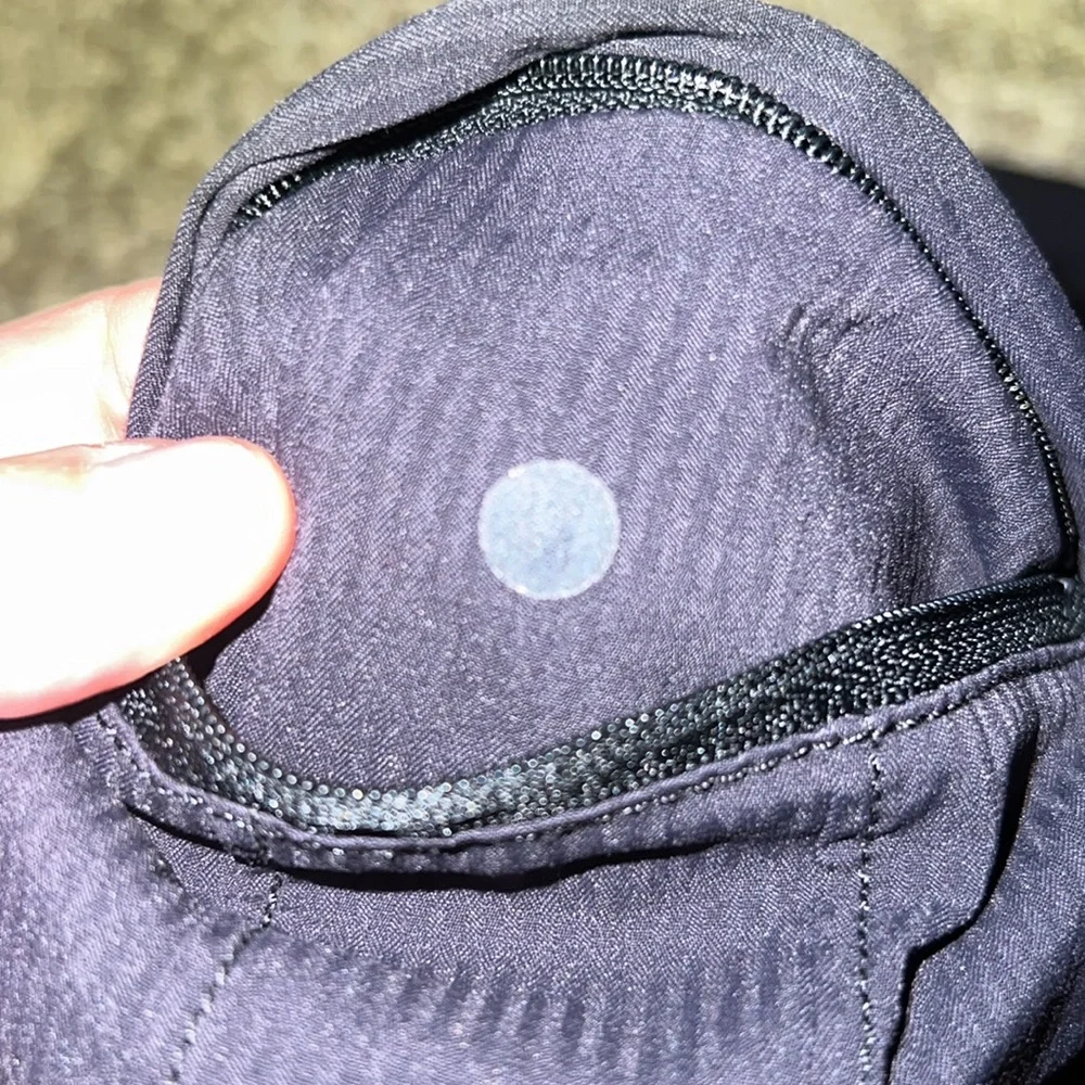 Lululemon Yoga Camp Pant Black Size 4? RARE - Picture 11 of 12